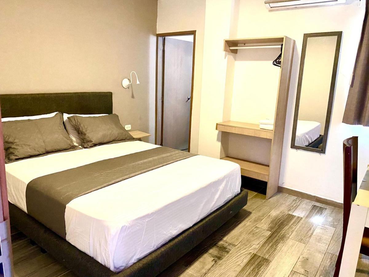 Hotel Yivinaca Барранкилья Экстерьер фото